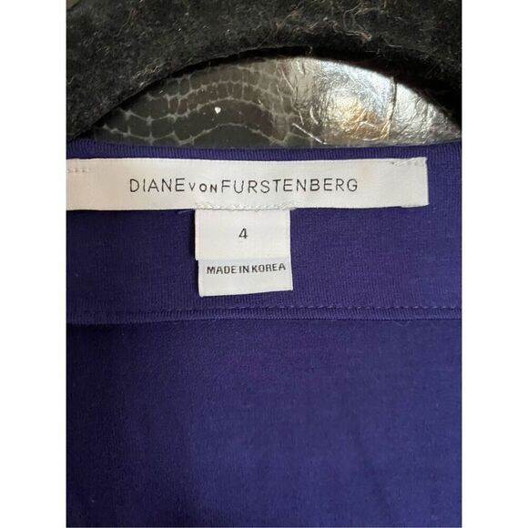 Diane von Fürstenberg women’s navy blue classic wrap dress size 4 - Picture 3 of 3